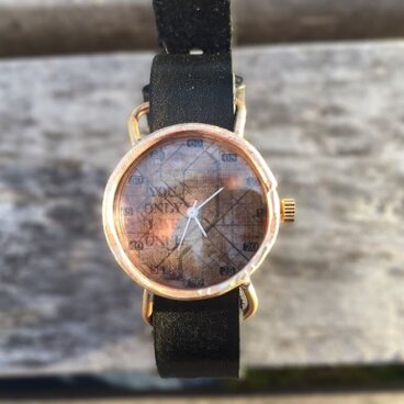 type:yolo【経年変化で人生の旅を刻む 手作り腕時計】