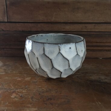 面取りカップ白 売約済み