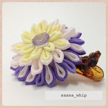ダリアのヘアクリップ(淡藤)