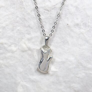 ネコのペンダント