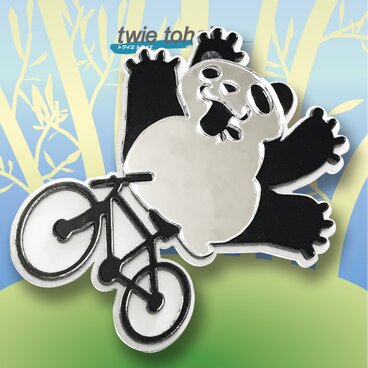 パンダブローチon自転車 リフレクションブローチ