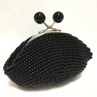 オールブラックのがま口