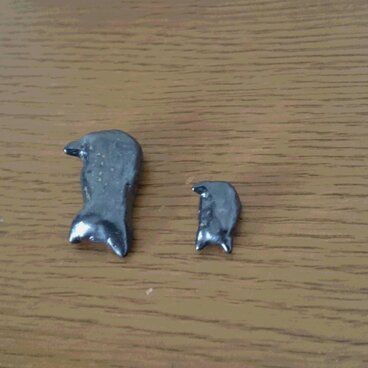 豆猫　うつぶせ寝