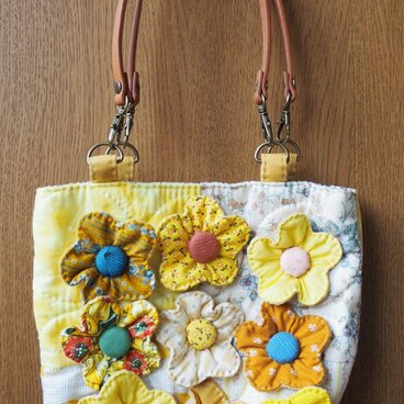 きいろのお花いっぱいバッグ