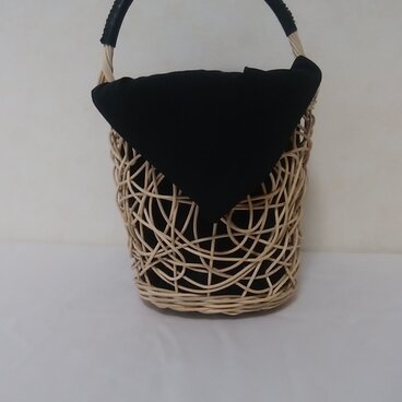 籐やたら編み　バケツ型　かごバッグ