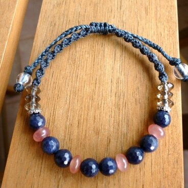 ☆A様オーダー品　サファイアとインカローズのマクラメブレス