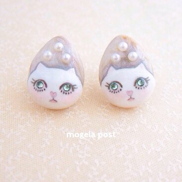 【再販】14kgf♡lady white catの耳飾り♡aerinite green color