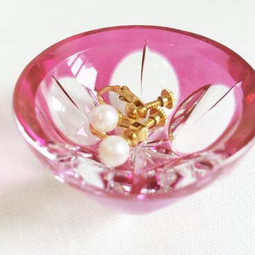 切子アクセサリートレイ　桃花