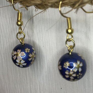 桜ビーズピアス
