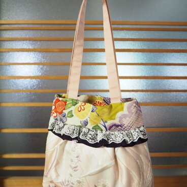 帯と着物の生地で作ったバッグ