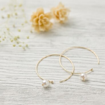 母なる海の教え　パールK10一粒フープピアス