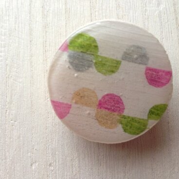 wood design brooch：half moon