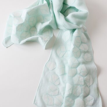 こだわりテキスタイル薄氷ストール_サックス