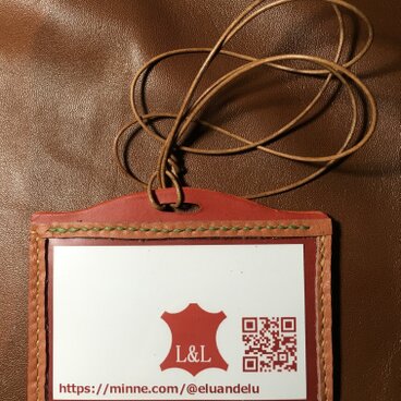 レザーIDケース（レッド・ブラウン）