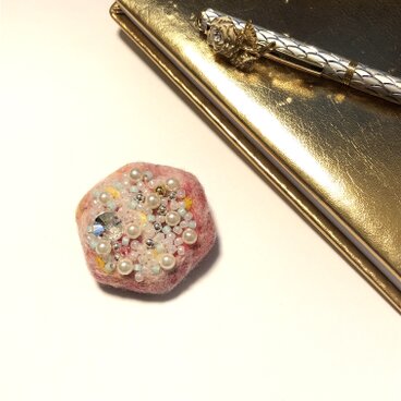 Romance【ブローチ】