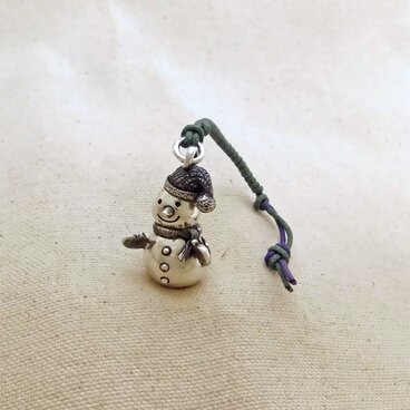 銀製の鈴『雪だるま』(シルバー925) 縁起物・お守り・魔除け