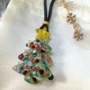 クリスマスツリーペンダント