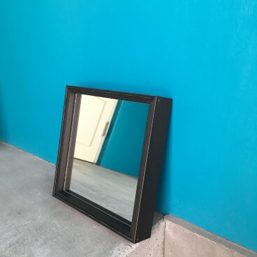 シンプルな黒の鏡　壁掛け用