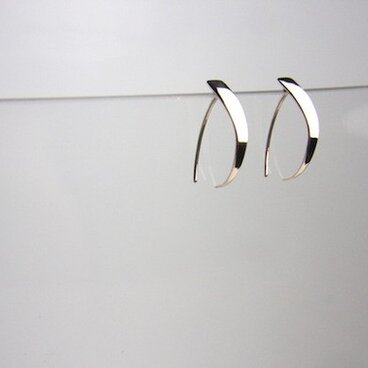 Grass in the breeze 10KYG