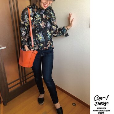 花柄フリルブラウス #ブラック