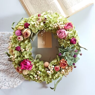 ―ボタニカルcake―バラ園のリース