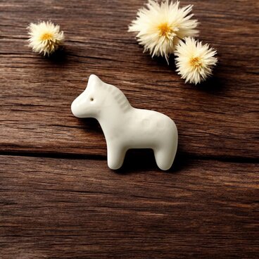 陶ブローチ ダーラナホース