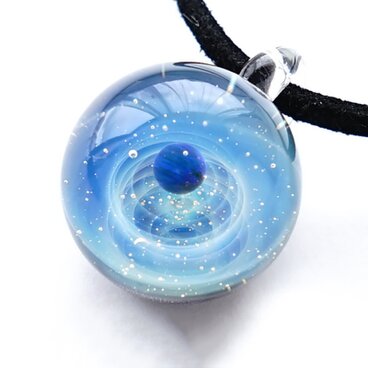 あなただけの惑星の世界。verシリウス グリーンオパール入り ガラス ペンダント 宇宙【送料無料】