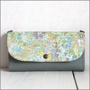 ♪送料無料♪長財布　LIBERTY リバティプリント【Margaret Annie マーガレット・アニー】