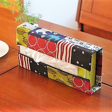 ティッシュケース・コンパクトタイプ・マグネット式☆冷蔵庫やスチール製デスクサイドに