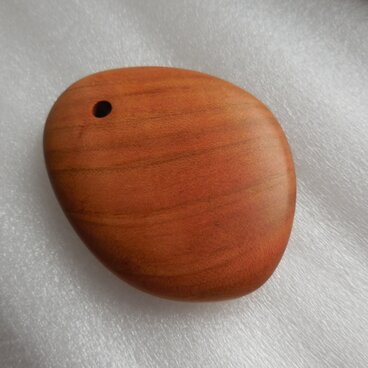 「樹音」　木のストラップ　～山桜03～