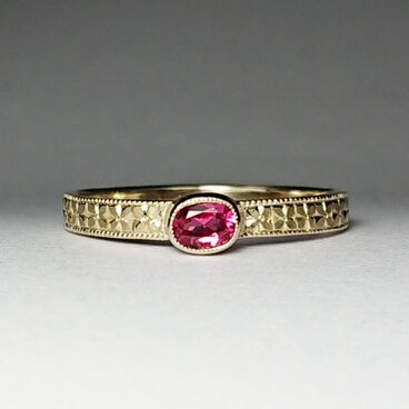 k10 レッドスピネル 花びら 彫りリング