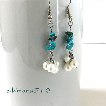 【再販】ターコイズ＊ガラスパールが揺れる　夏＊リゾート＊ピアス／イヤリング