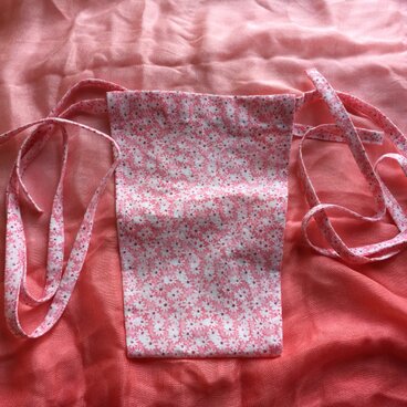 花柄T バック紐パン