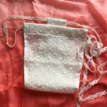 小花レースTタイプ紐パン