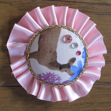 りぼんブローチ