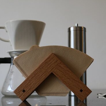 置き型のコーヒーフィルター入れ