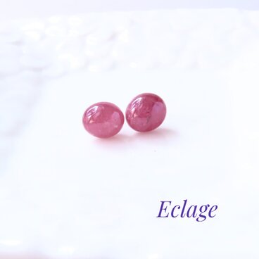 〈14kgf〉ルビーのオーバルカボションピアス