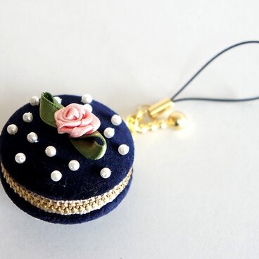 マカロンの携帯アクセサリーケース（紺）