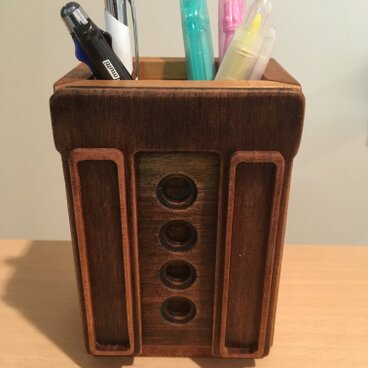 ２ＴＧ　エンジン風　ペン立て