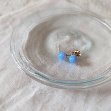 京都オパールのピアス（ブルー）