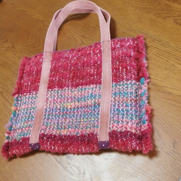 手紡ぎ毛糸のバッグ