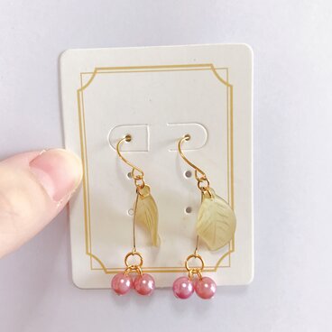 ゆらゆらさくらんぼピアス