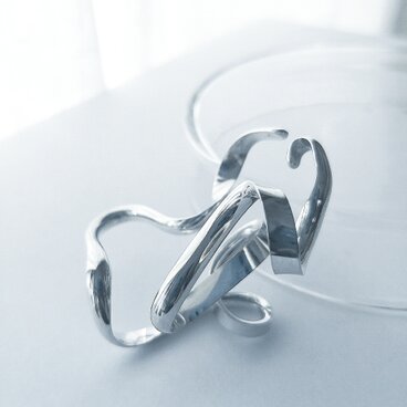 〔イヤーカフ〕メビウスL　【受注制作】