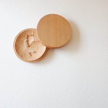 【送料無料】桜のアクセサリーケース