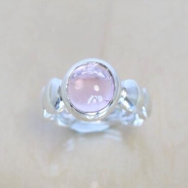 クンツァイトの丸いシルバーリング