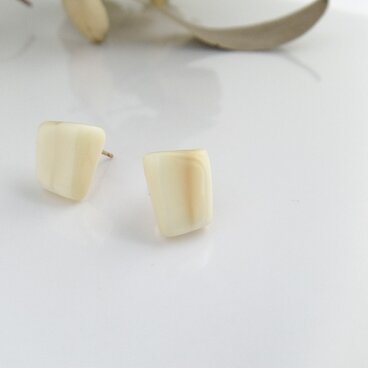 k10✼Makkoh pierced earrings 92042