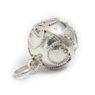 •✼送料無料✼• 波模様のガムランボール ༺揺らすとシャラン♪癒しの音色•*•ヒーリングペンダント༻ 直径14mm/SILVER