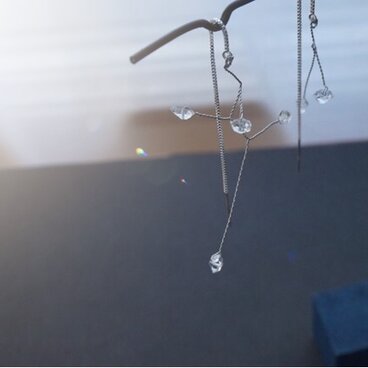 星と星② NYハーキマーダイヤモンドとSV925チェーンピアス