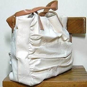 帆布のギャザーバッグ