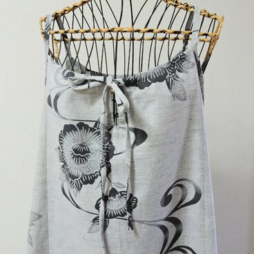 浴衣リメイク：浴衣のキャミワンピース　花と波